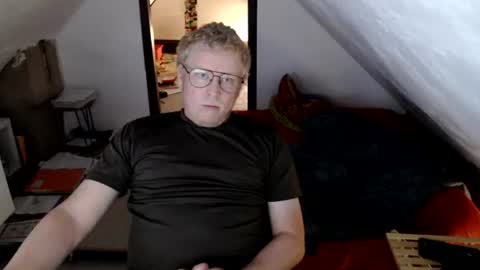 pussylovercb online show from July 23, 2026, 7:39 am