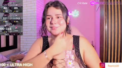 Pau online show from February 4, 2025, 8:59 pm