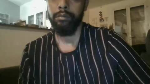 Snapshot of python974 chatting on September 19, 2025, 12:56 am Python online show from September 19, 2025, 12:56 am