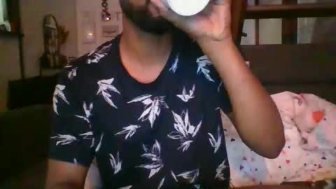 Snapshot of python974 chatting on October 6, 2025, 1:58 am Python online show from October 6, 2025, 1:58 am