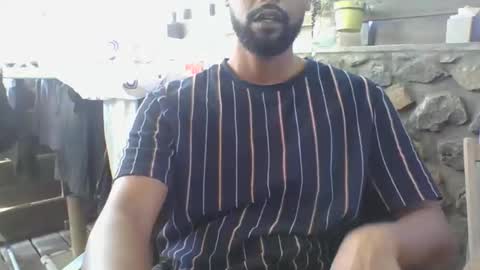 Snapshot of python974 chatting on October 11, 2025, 7:07 am Python online show from October 11, 2025, 7:07 am