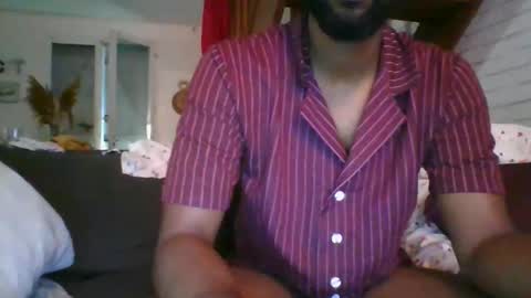 Snapshot of python974 chatting on November 7, 2025, 2:22 am Python online show from November 7, 2025, 2:22 am