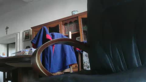 Snapshot of pytongru70 chatting on February 15, 2025, 4:34 pm pytongru70 online show from February 15, 2025, 4:34 pm