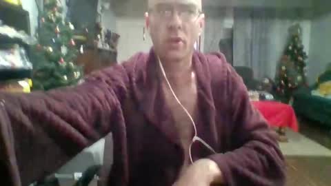 Snapshot of q2phq2ph chatting on November 19, 2025, 9:42 am q2phq2ph online show from November 19, 2025, 9:42 am