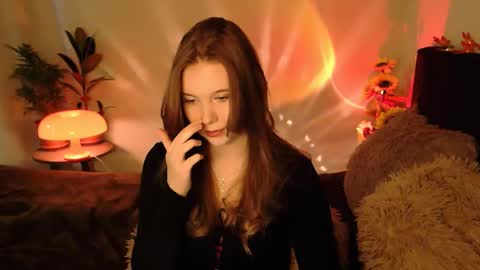 Snapshot of qt_nymph chatting on November 14, 2025, 12:48 pm Ariel online show from November 14, 2025, 12:48 pm