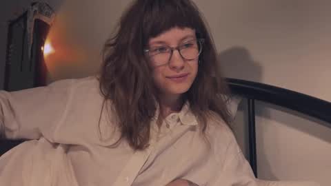 Snapshot of quack__quack chatting on December 17, 2024, 4:00 pm online show from December 17, 2024, 4:00 pm