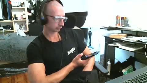 quantumcollapse online show from September 30, 2025, 6:07 am