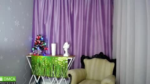 Snapshot of queen_a_n_i chatting on December 13, 2024, 10:30 am A N I Ill be here on December 1st online show from December 13, 2024, 10:30 am