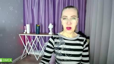 Snapshot of queen_a_n_i chatting on March 5, 2025, 6:33 am A N I Ill be here on December 1st online show from March 5, 2025, 6:33 am