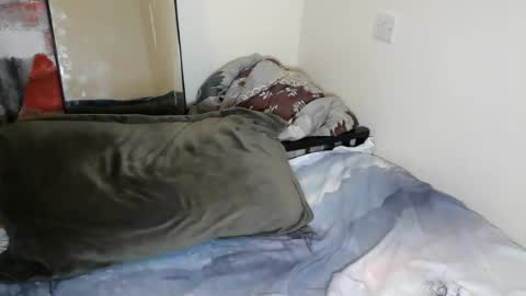 queen_asha online show from June 20, 2026, 12:25 am