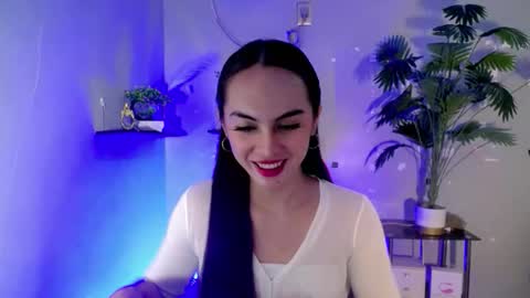 queen_danaya online show from June 11, 2026, 12:32 am