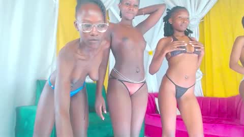 queen online show from February 6, 2026, 8:23 pm