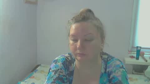 Snapshot of queen_jane8 chatting on April 12, 2026, 9:03 am queen_jane8 online show from April 12, 2026, 9:03 am