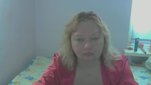 Snapshot of queen_jane8 chatting on April 13, 2026, 11:48 am queen_jane8 online show from April 13, 2026, 11:48 am