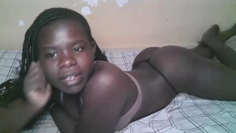 queen_latasha online show from February 19, 2026, 4:25 pm