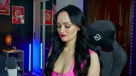 Your world and the universe Aliss online show from November 8, 2025, 5:51 am