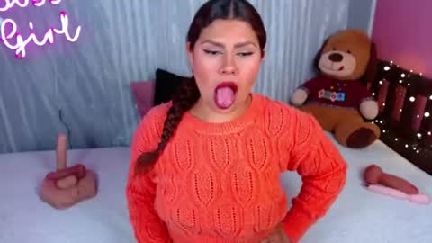 Queenamazon  online show from June 29, 2026, 5:46 am
