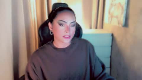 Snapshot of queenarthalia chatting on September 13, 2025, 6:24 am ARTHA online show from September 13, 2025, 6:24 am