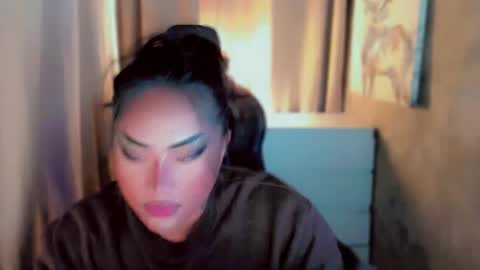 Snapshot of queenarthalia chatting on September 17, 2025, 8:16 am ARTHA online show from September 17, 2025, 8:16 am