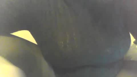 Snapshot of queenbea1369 chatting on February 6, 2025, 11:10 am queenbea1369 online show from February 6, 2025, 11:10 am