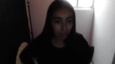 Snapshot of queenbyte_18 chatting on November 17, 2025, 8:25 pm queenbyte_18 online show from November 17, 2025, 8:25 pm