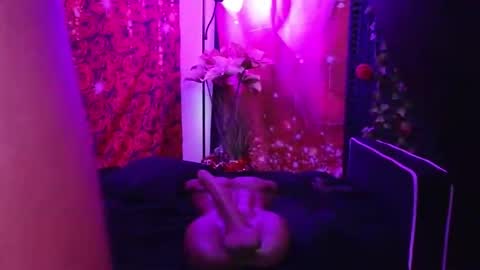 Snapshot of queencroze chatting on February 21, 2026, 10:00 pm Queen Cherise Roze online show from February 21, 2026, 10:00 pm