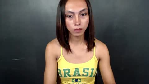 just call me QUEEN and ill be there online show from July 14, 2026, 4:23 pm