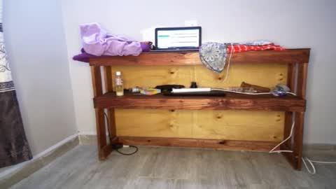 Snapshot of queenkiah chatting on September 30, 2025, 2:33 pm Nina online show from September 30, 2025, 2:33 pm