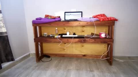 Snapshot of queenkiah chatting on October 2, 2025, 7:48 am Nina online show from October 2, 2025, 7:48 am