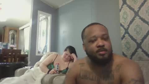 Snapshot of queenking55 chatting on February 20, 2025, 5:12 am Queen N King Fun Night online show from February 20, 2025, 5:12 am