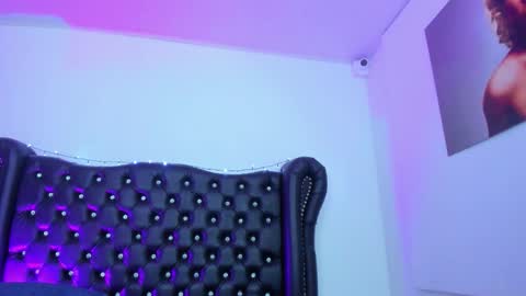 Andrea  online show from February 25, 2026, 7:01 pm