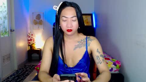 QUEEN online show from February 12, 2026, 2:17 am