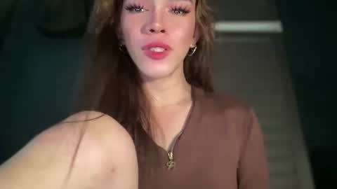 Snapshot of queenn_xxx chatting on November 25, 2025, 11:38 pm QUEEN online show from November 25, 2025, 11:38 pm