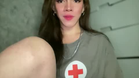 Snapshot of queenn_xxx chatting on December 20, 2025, 3:35 am QUEEN online show from December 20, 2025, 3:35 am