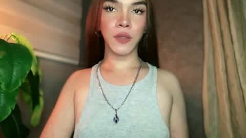 Snapshot of queenn_xxx chatting on February 2, 2026, 9:30 am QUEEN online show from February 2, 2026, 9:30 am