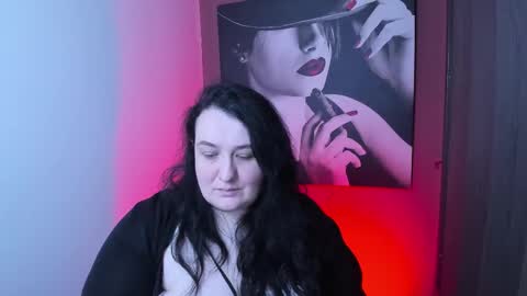 Snapshot of queenofhaze chatting on November 15, 2025, 7:32 pm you may simply address Me with Your Grace online show from November 15, 2025, 7:32 pm