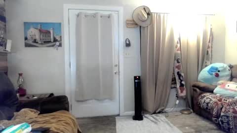 Snapshot of queenofheartsfaerah chatting on February 5, 2025, 5:20 am QueenOfHearts online show from February 5, 2025, 5:20 am