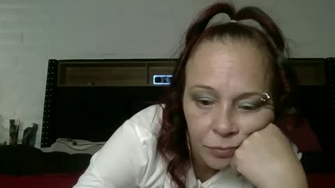 Snapshot of queenofmen69 chatting on May 12, 2026, 10:45 am queenofmen69 online show from May 12, 2026, 10:45 am
