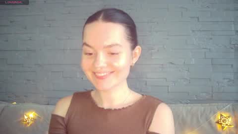 QueenOfModels online show from April 2, 2026, 3:09 pm