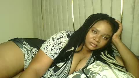 Snapshot of queenofsouls chatting on December 21, 2024, 5:03 am . online show from December 21, 2024, 5:03 am