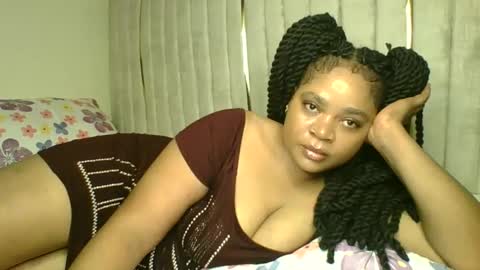 Snapshot of queenofsouls chatting on January 2, 2025, 1:38 am . online show from January 2, 2025, 1:38 am