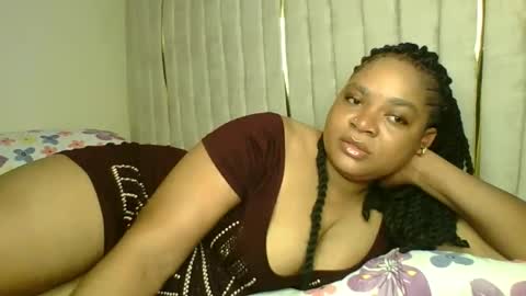 Snapshot of queenofsouls chatting on January 2, 2025, 5:03 am . online show from January 2, 2025, 5:03 am