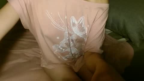 queenoftenderness online show from September 25, 2025, 8:12 pm