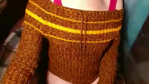 Snapshot of queenoftenderness chatting on February 22, 2026, 7:45 pm queenoftenderness online show from February 22, 2026, 7:45 pm