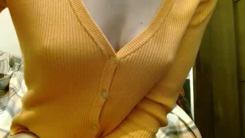 Snapshot of queenoftenderness chatting on February 26, 2026, 9:25 pm queenoftenderness online show from February 26, 2026, 9:25 pm