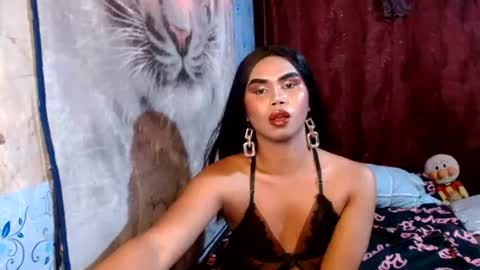 queenpinayebony_xx online show from June 16, 2026, 11:46 am