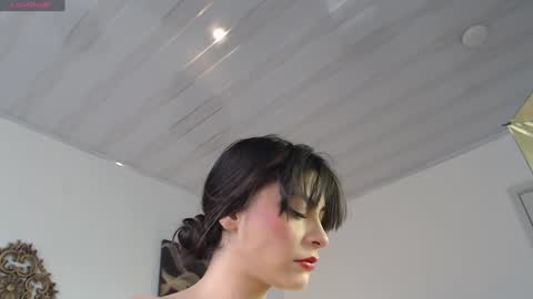 Snapshot of queenpink777 chatting on January 3, 2025, 12:52 pm Rose online show from January 3, 2025, 12:52 pm