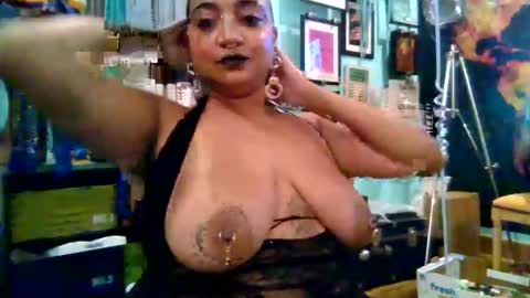 Queen Hilarity online show from February 3, 2026, 12:20 am