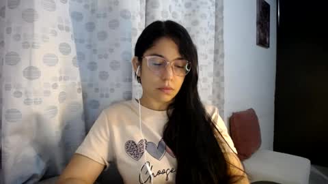 Paola online show from July 11, 2026, 1:19 am
