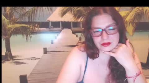 Snapshot of queenxnatasha chatting on June 18, 2026, 9:52 pm queenxnatasha online show from June 18, 2026, 9:52 pm